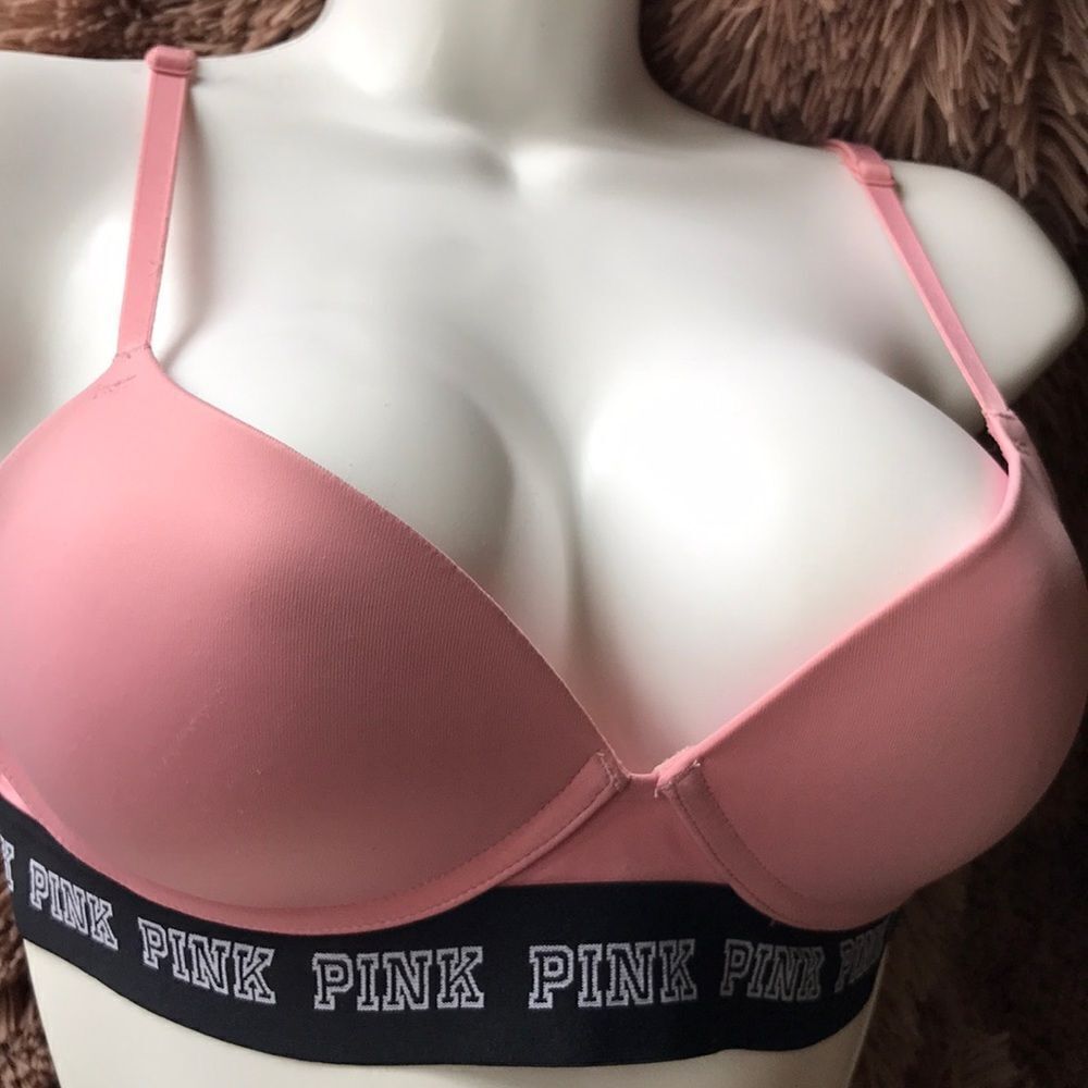 Victoria’s Secret Pink no wire PADDED Bra 34B